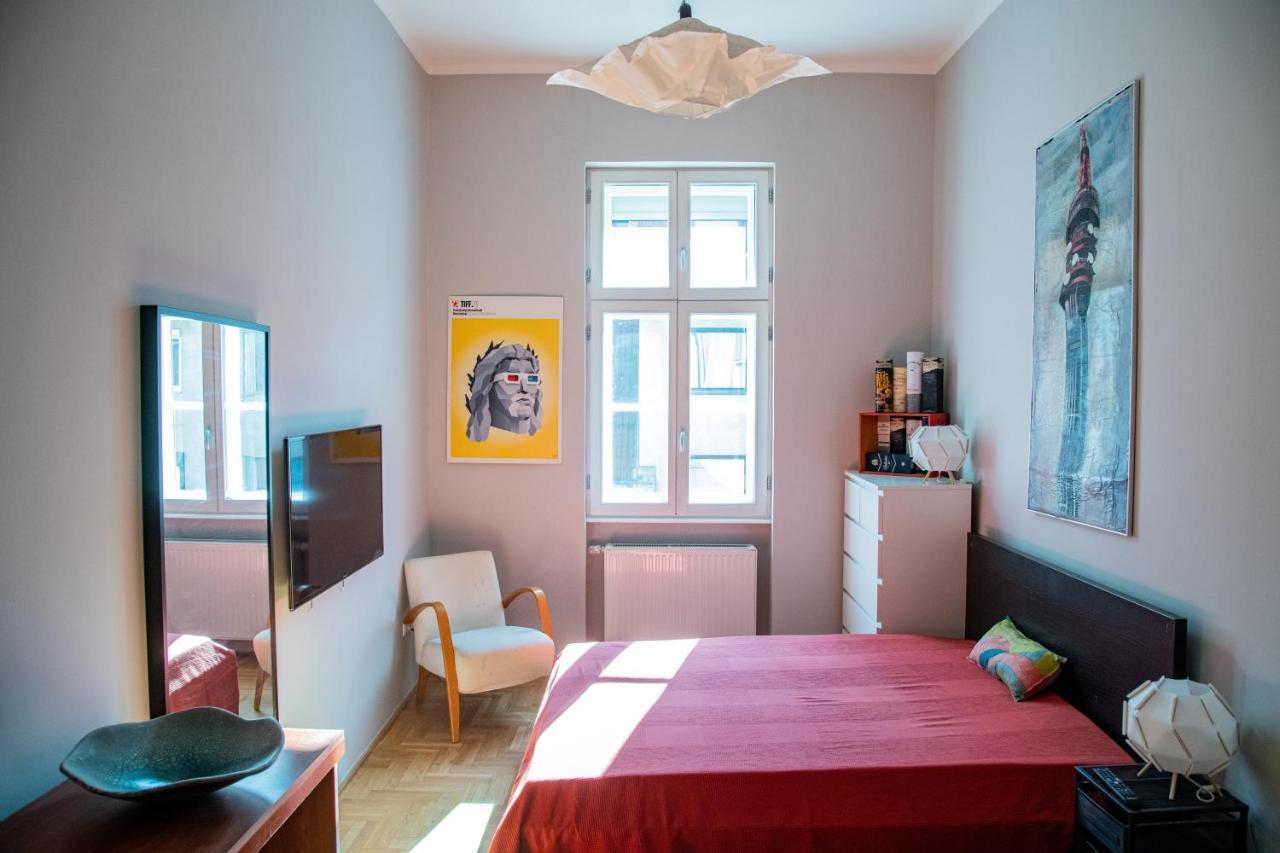 Stylishly Redecorated Apartment In Great Location Budapest Luaran gambar
